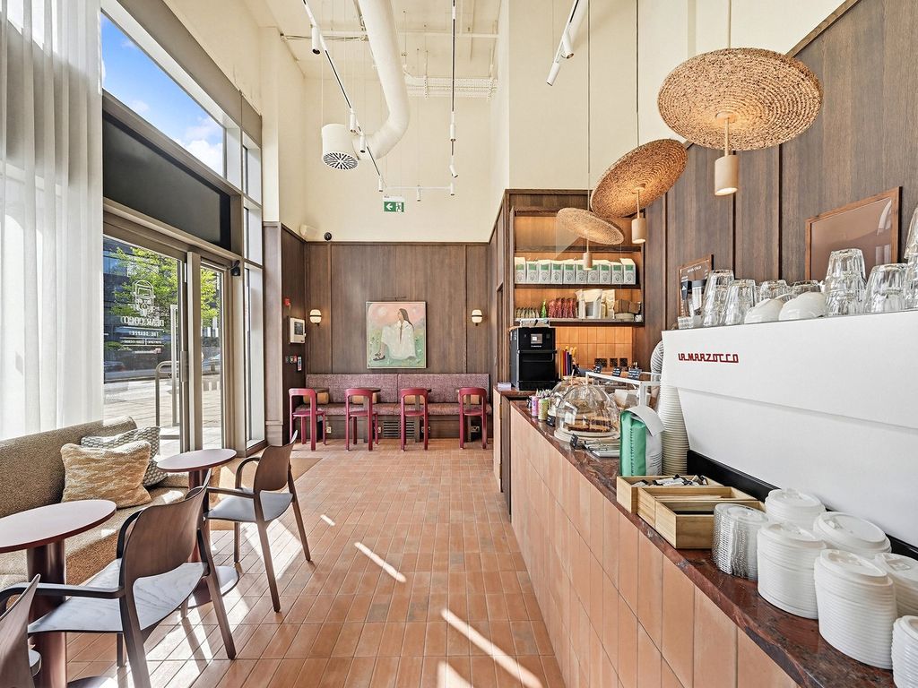 Property photo 2 of 29 Picture No. 26