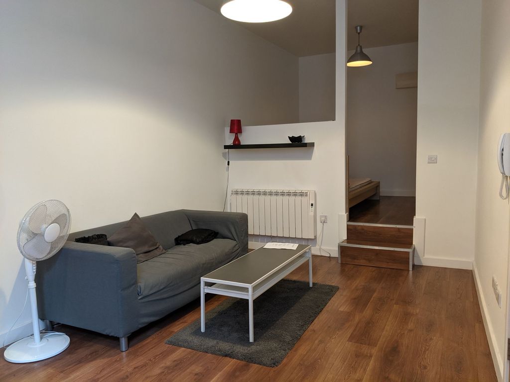 Property photo 1 of 4