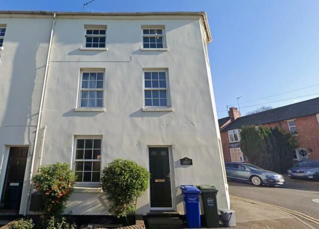 Property photo 2 of 2 Front Aspect