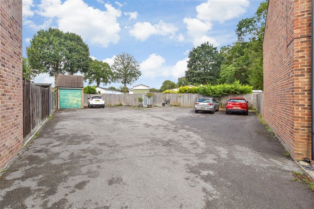 Property photo 3 of 10 Driveway Parking