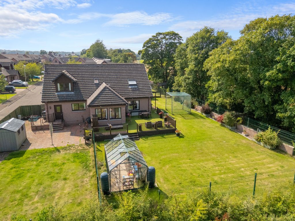 Property photo 1 of 31 Primary Property Image