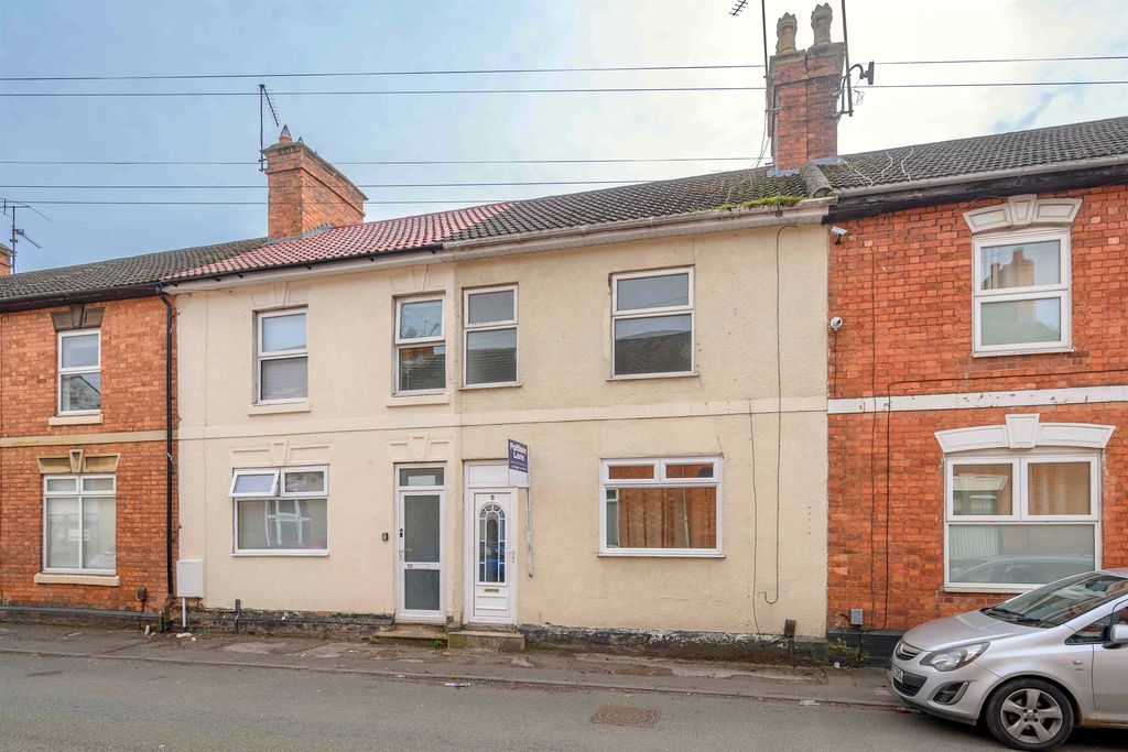 Property photo 1 of 7