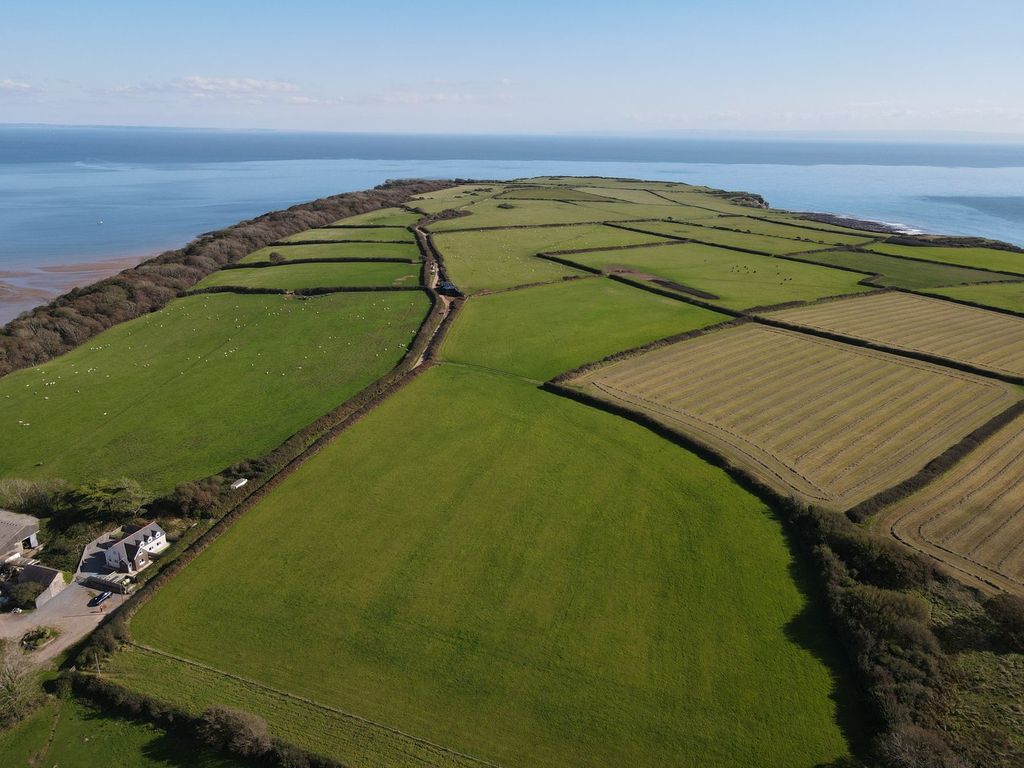 Property photo 2 of 10