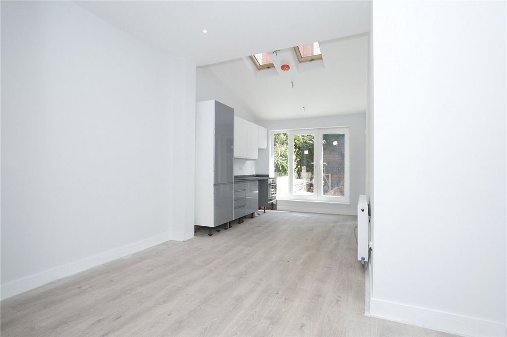 Property photo 2 of 7 Open Plan Living