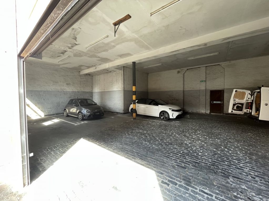 Property photo 3 of 4