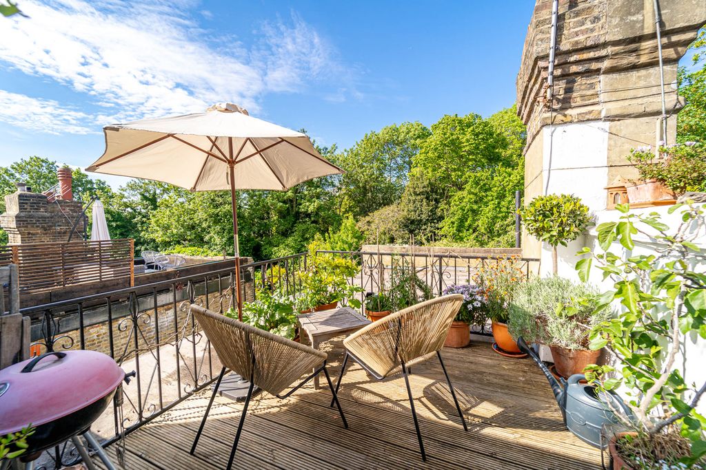 Property photo 2 of 12 Ndb06261