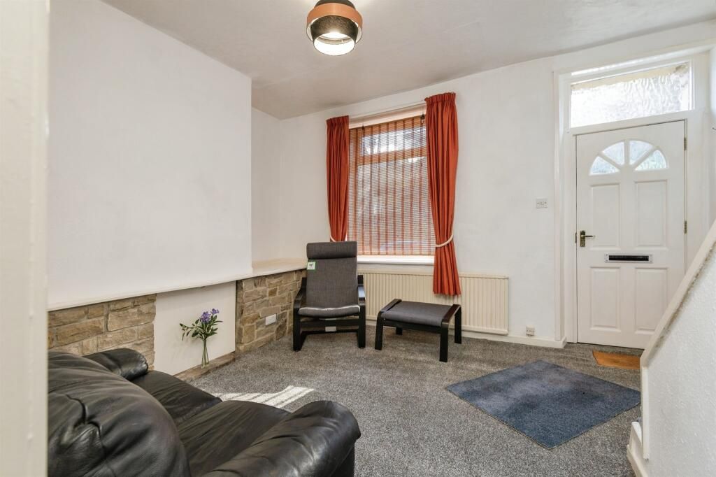 Property photo 3 of 23 Image