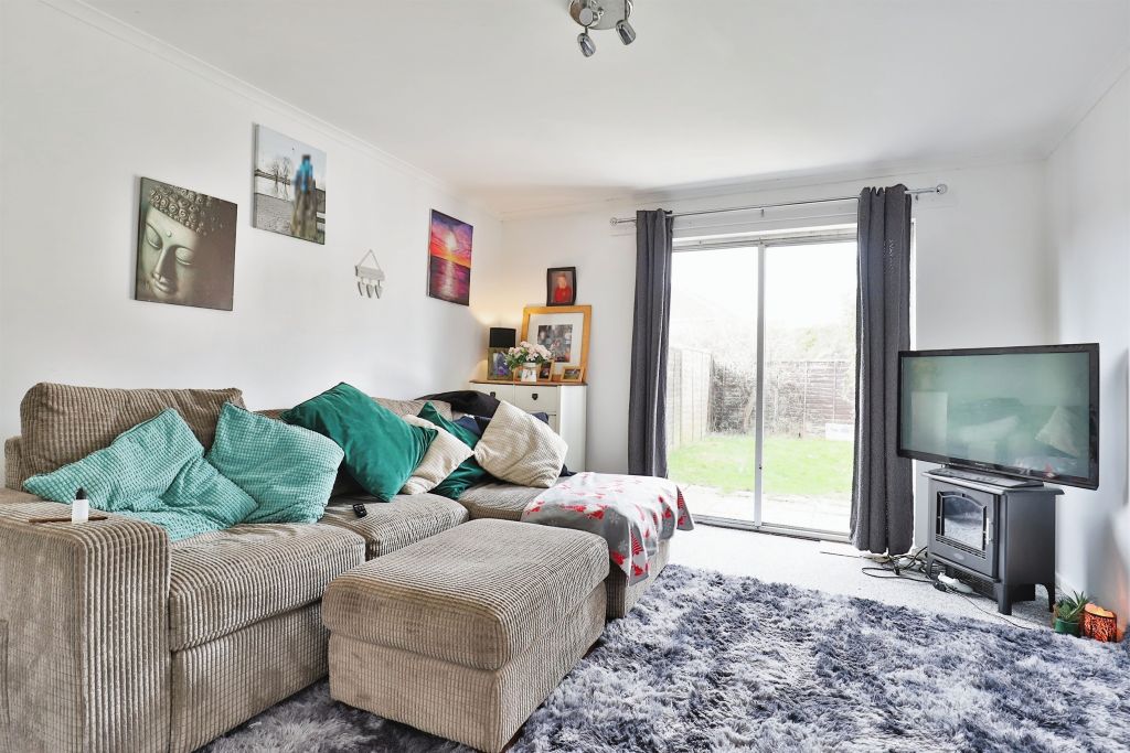 Property photo 3 of 17