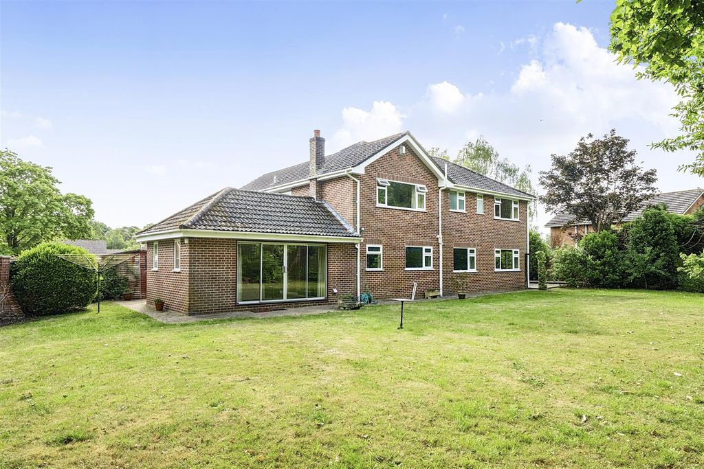 Property photo 1 of 22 1467796-6-6A1d5Afb2E8F5.Jpg