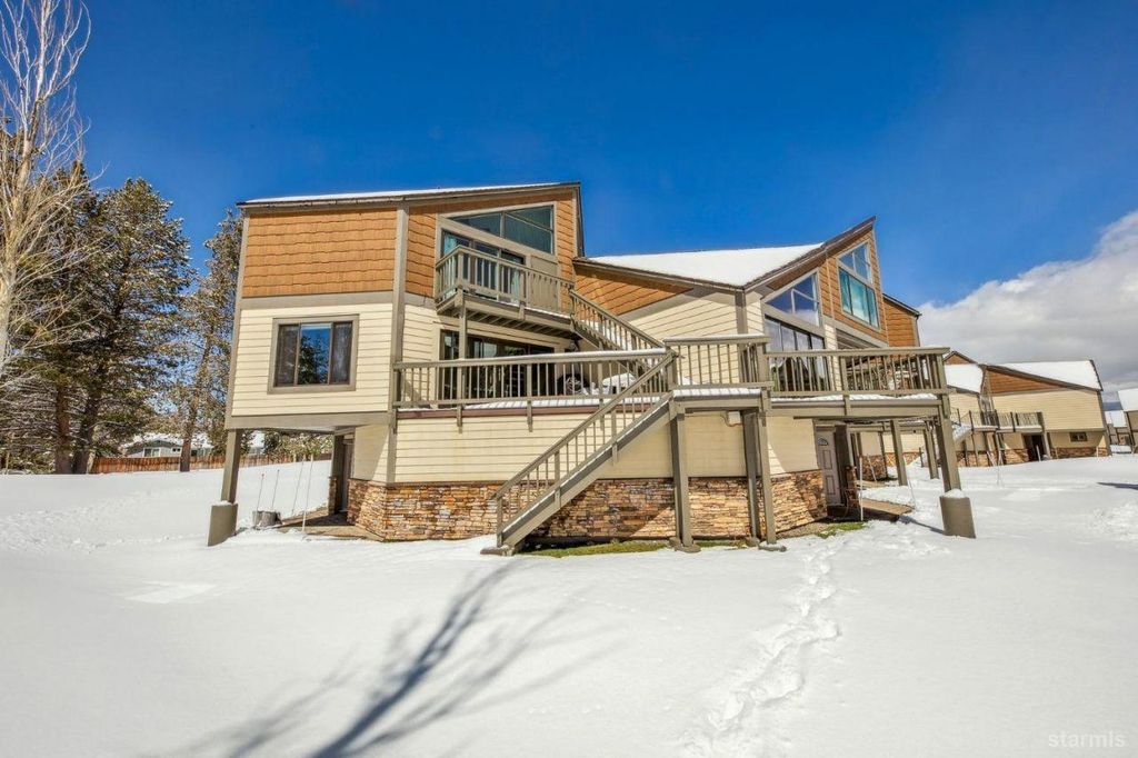 Property photo 1 of 30