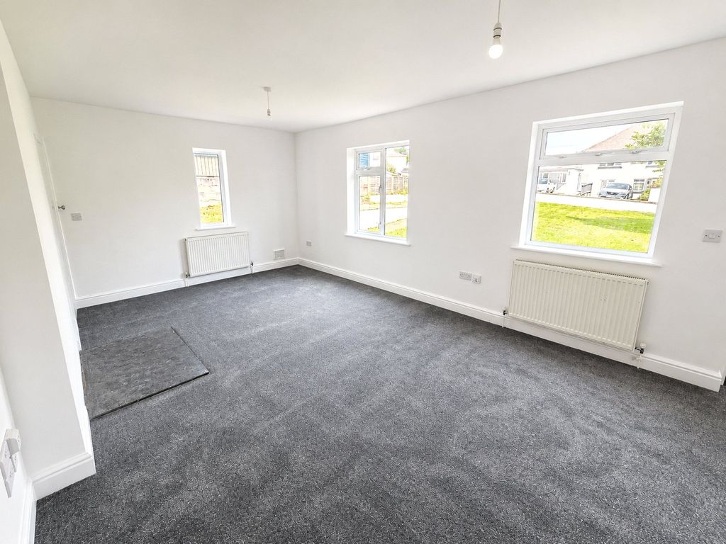 Property photo 3 of 11 Picture No. 11