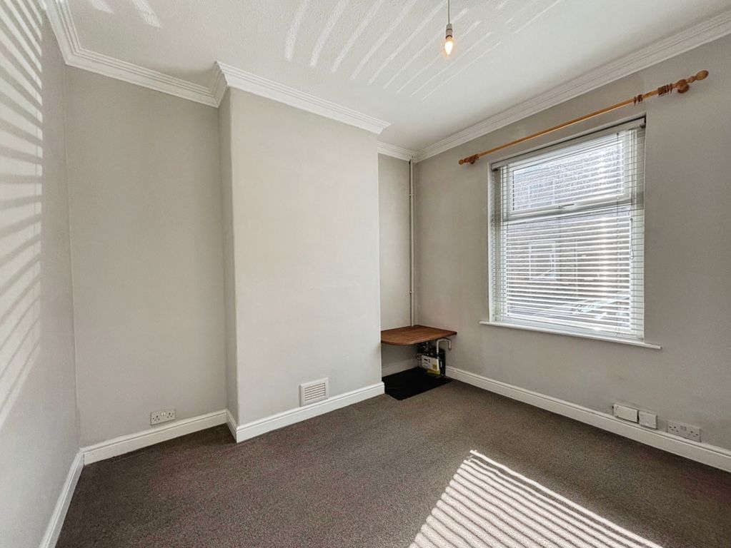 Property photo 2 of 16 Pbox-Img.Jpeg