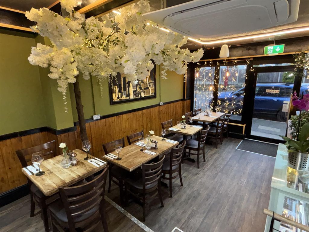 Property photo 1 of 7 Photo 0