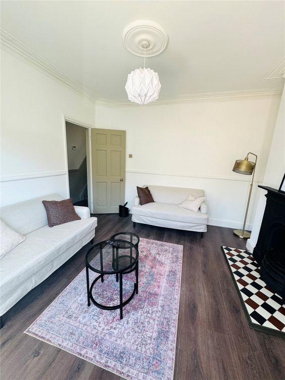 Property photo 3 of 26 Picture No. 51