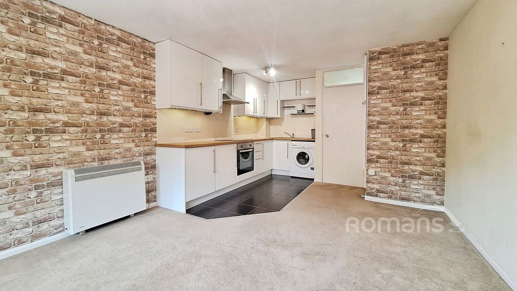 Property photo 3 of 13 Pbox-Img.Jpeg