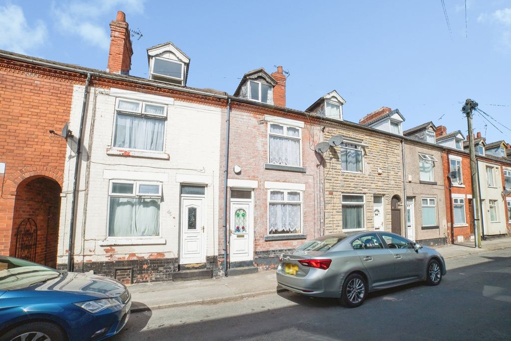 Property photo 1 of 17 Pbox-Img.Jpg