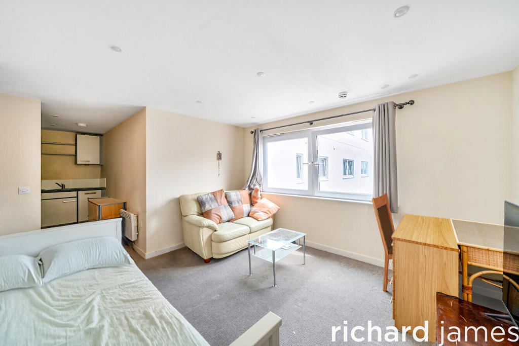 Property photo 2 of 8 4Fdebc8d3B15423589967895Ef5A4Faaportalsize