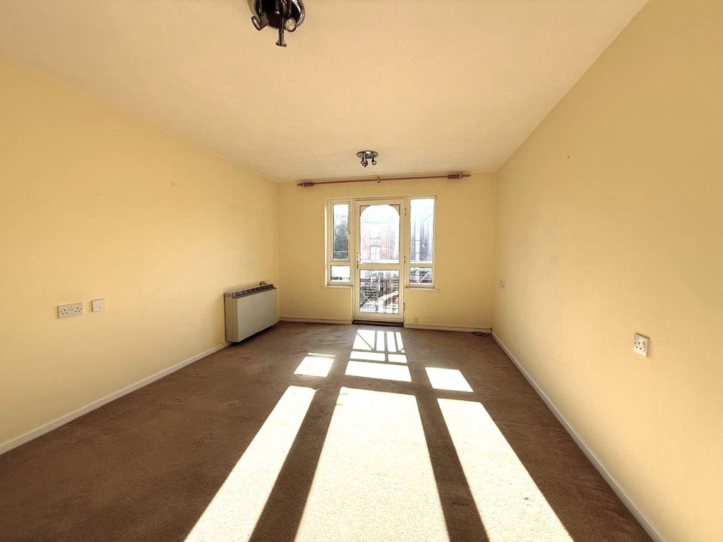 Property photo 2 of 7 Photo 2