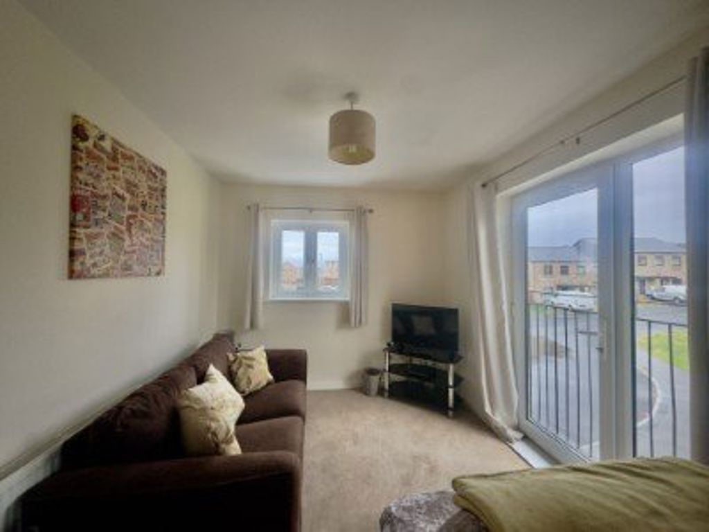 Property photo 3 of 18