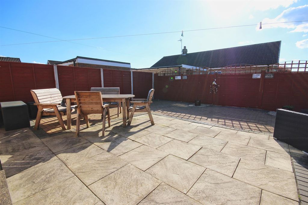 Property photo 3 of 15 Outside