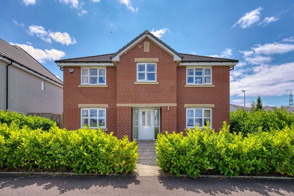 Property photo 1 of 64