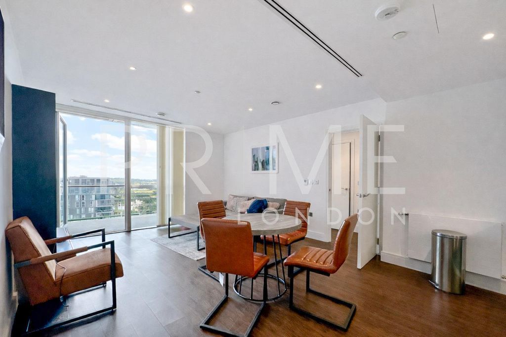 Property photo 1 of 9 Reception.Jpg