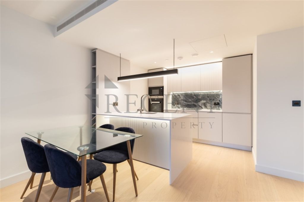 Property photo 3 of 10 Dining Area