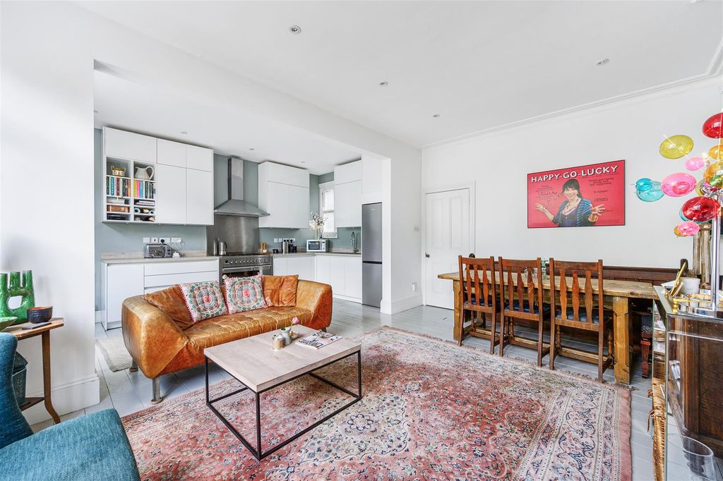 Property photo 3 of 19 49 Grafton Road-5.Jpg