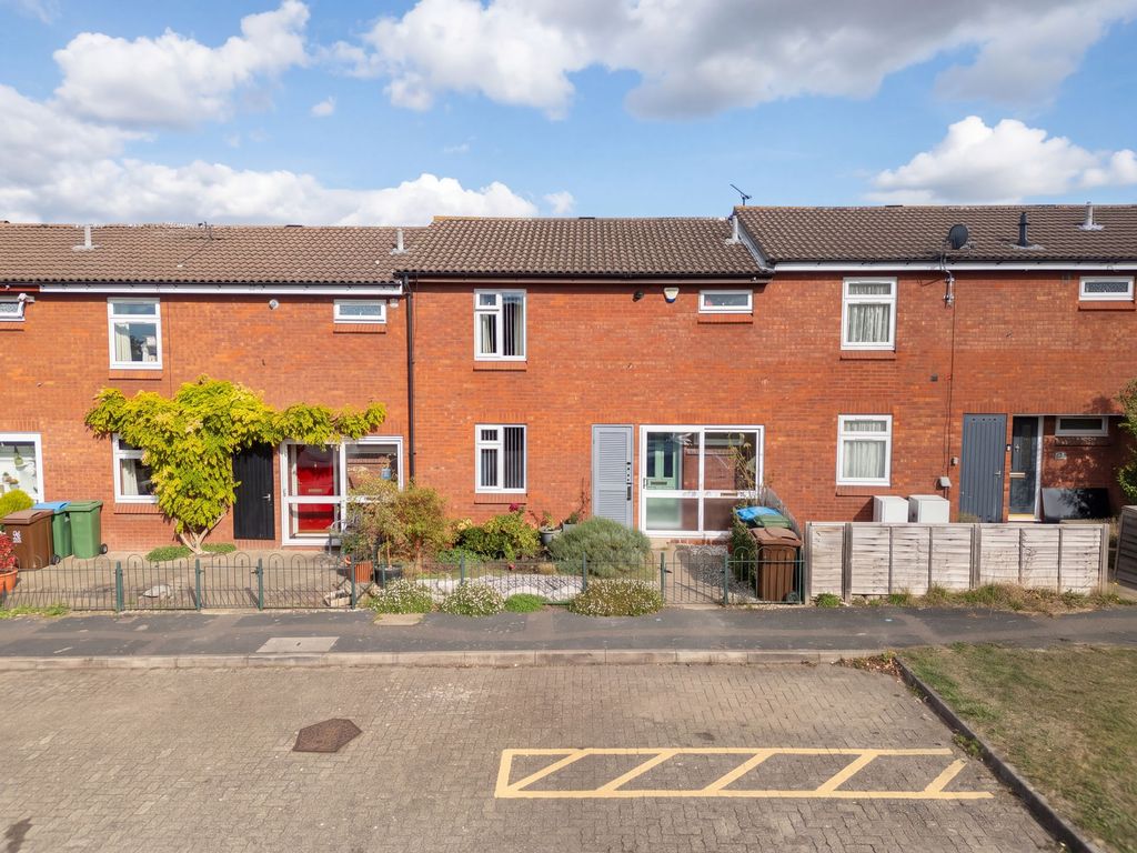 Property photo 1 of 18
