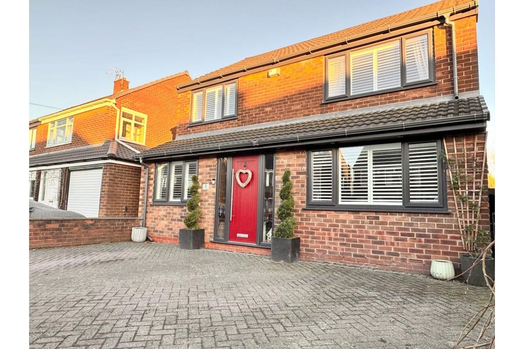 Property photo 1 of 26