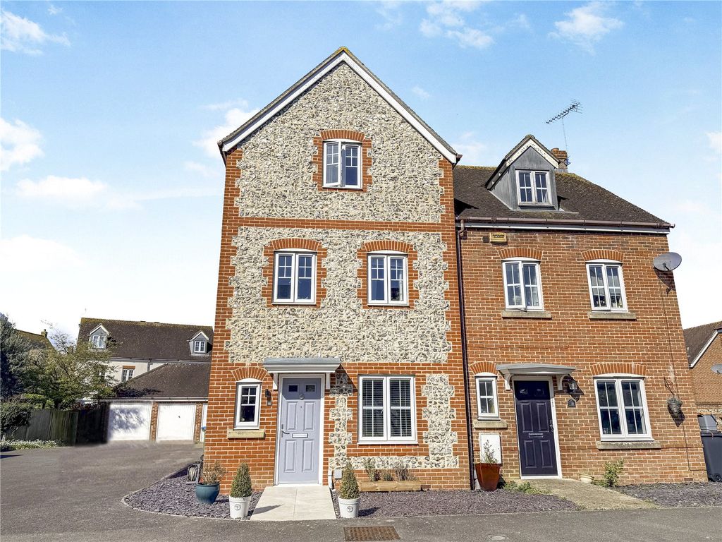 Property photo 1 of 34 Picture No. 45