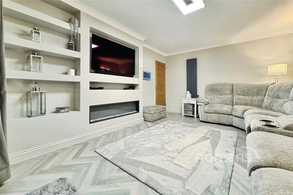 Property photo 3 of 24 Living Room