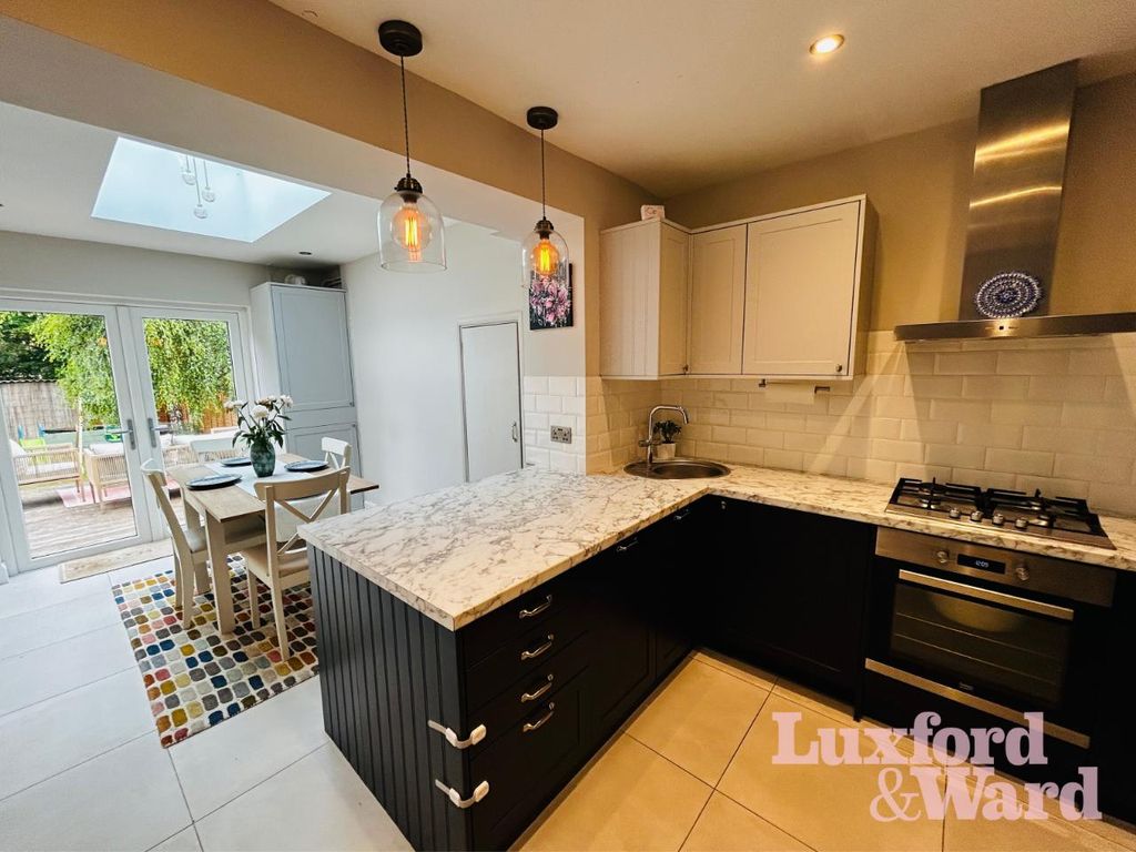 Property photo 3 of 11 Kitchen/Diner