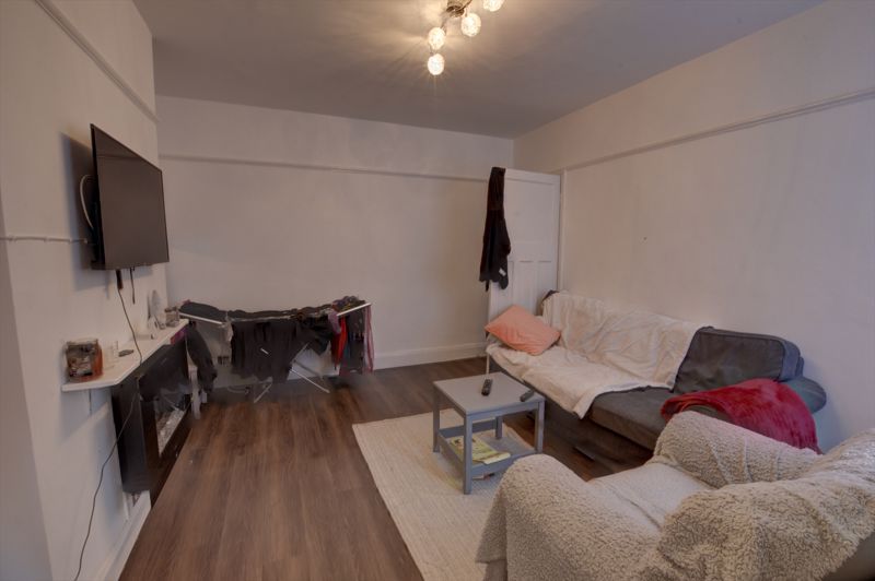 Property photo 2 of 10 Photo 9