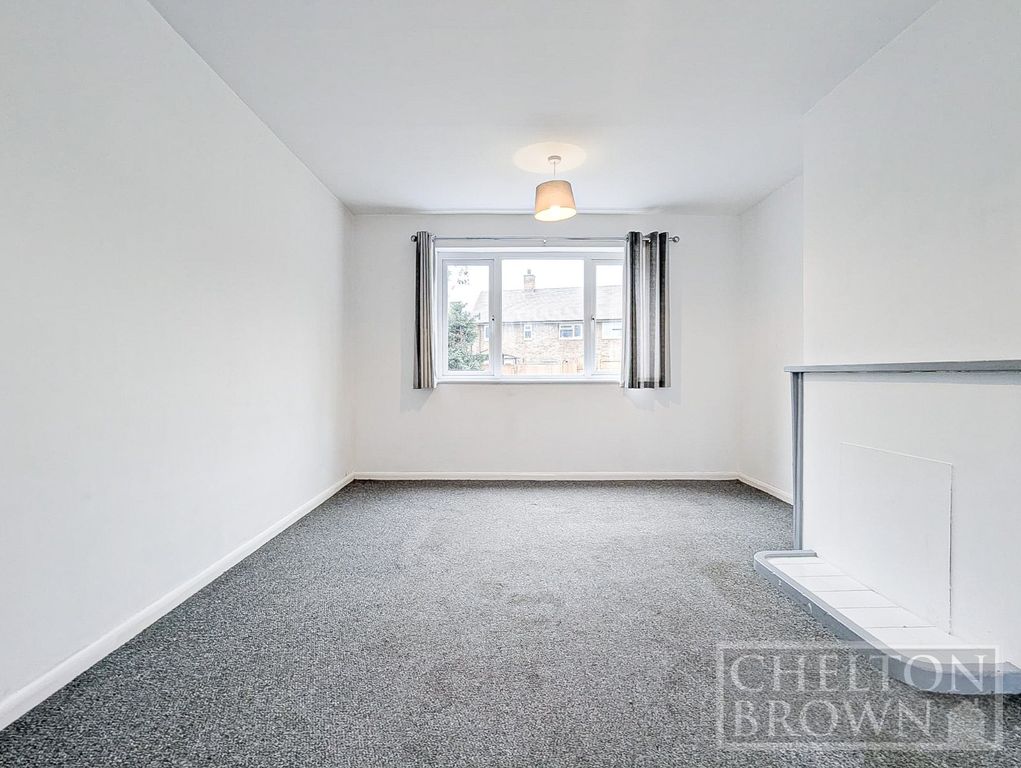 Property photo 3 of 23 Living Room