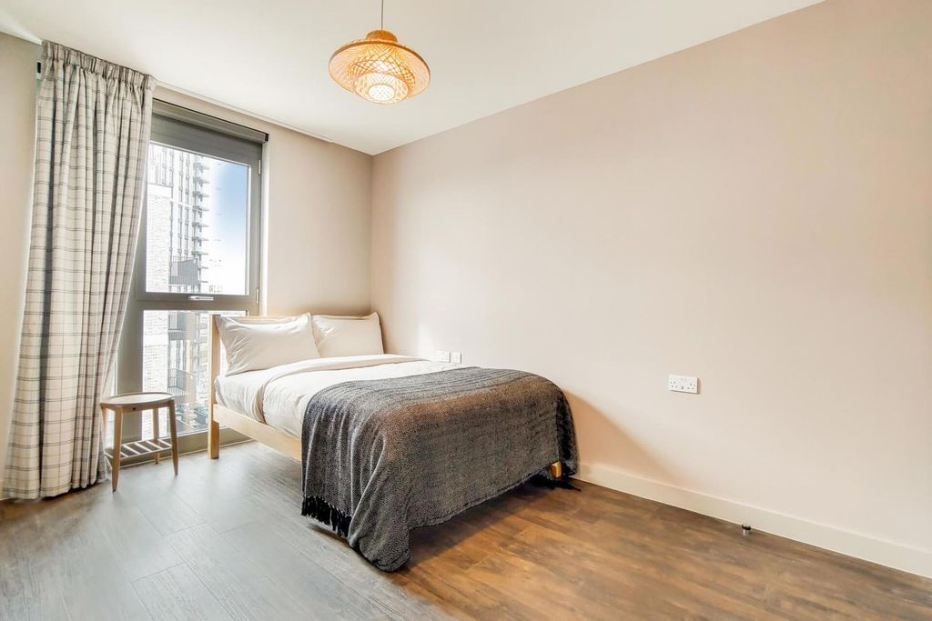 Property photo 3 of 13 654.Jpg4.Jpg