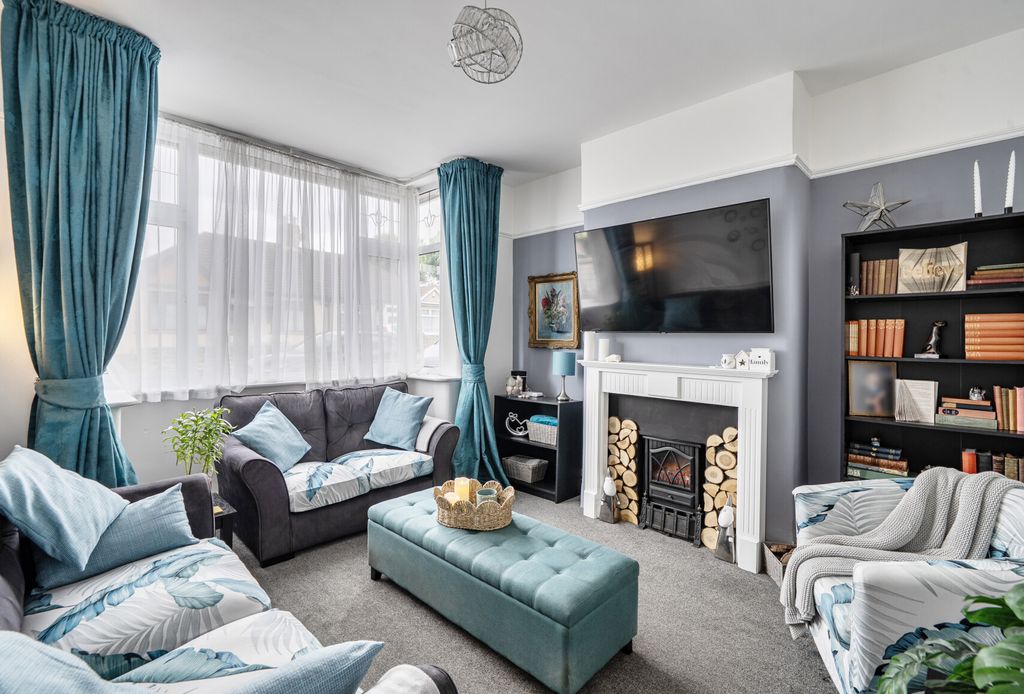 Property photo 2 of 23 1459070-9-6A0866E...