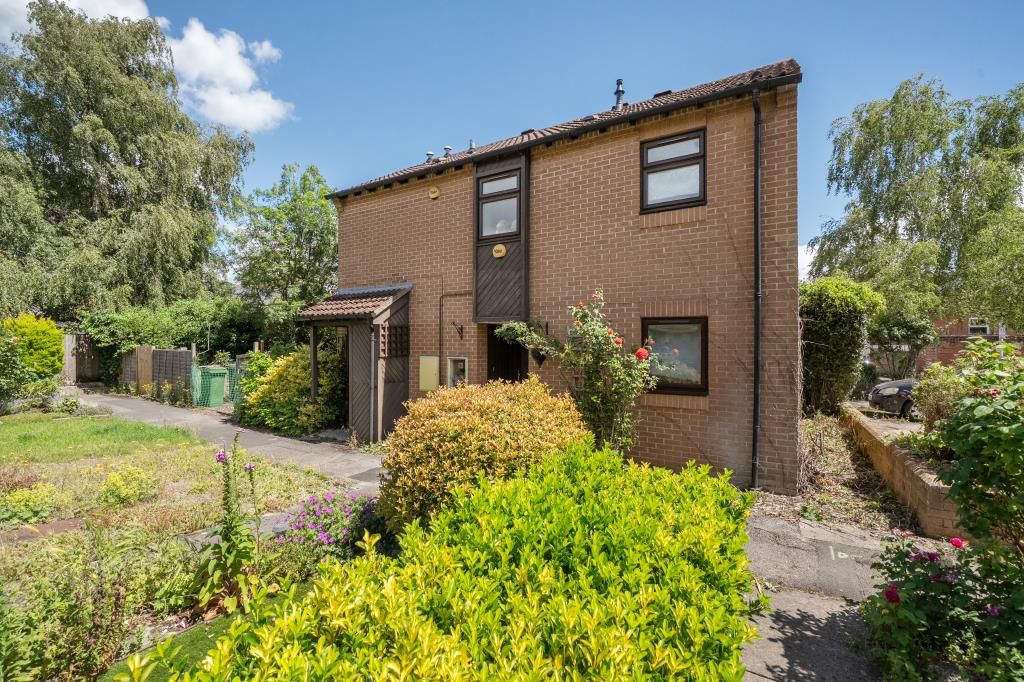 Property photo 1 of 18 External View