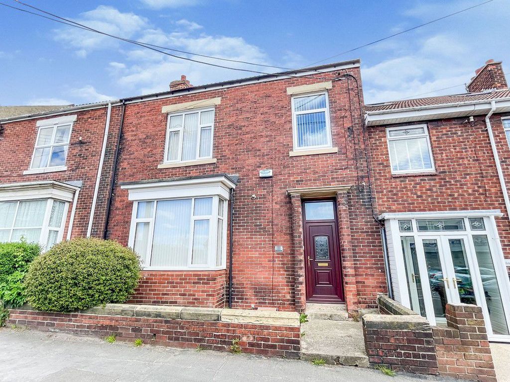 Property photo 1 of 28