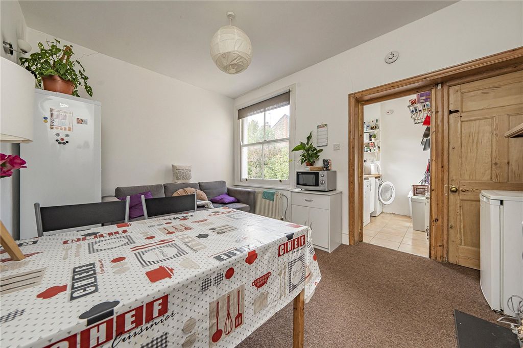 Property photo 3 of 12 Picture No. 17
