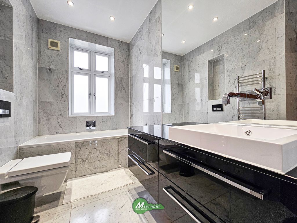 Property photo 3 of 16 Gallery