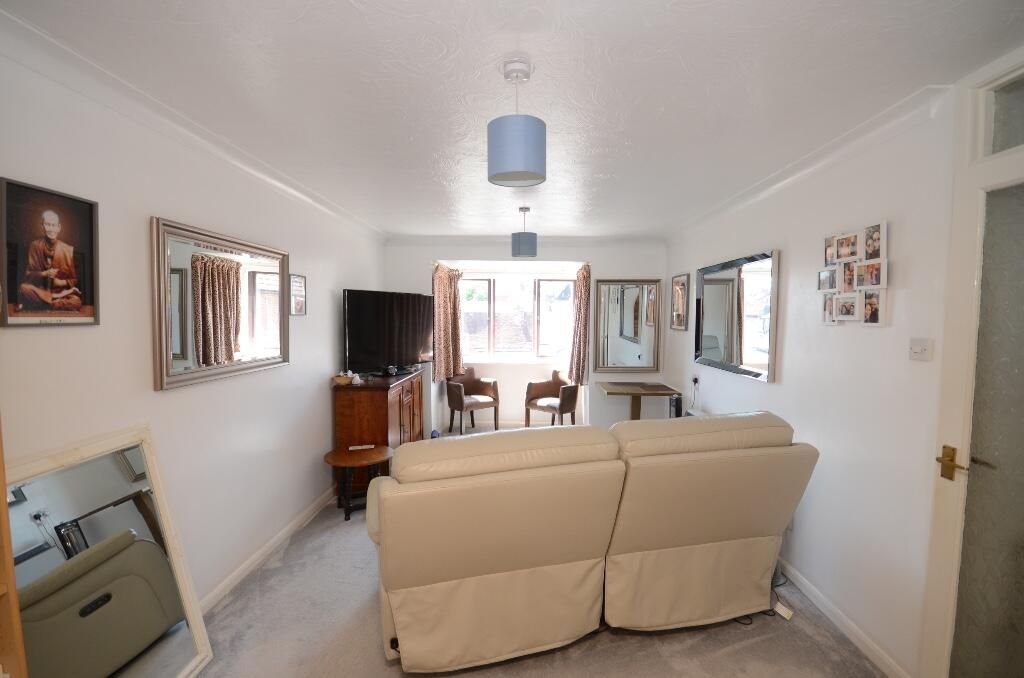 Property photo 3 of 9