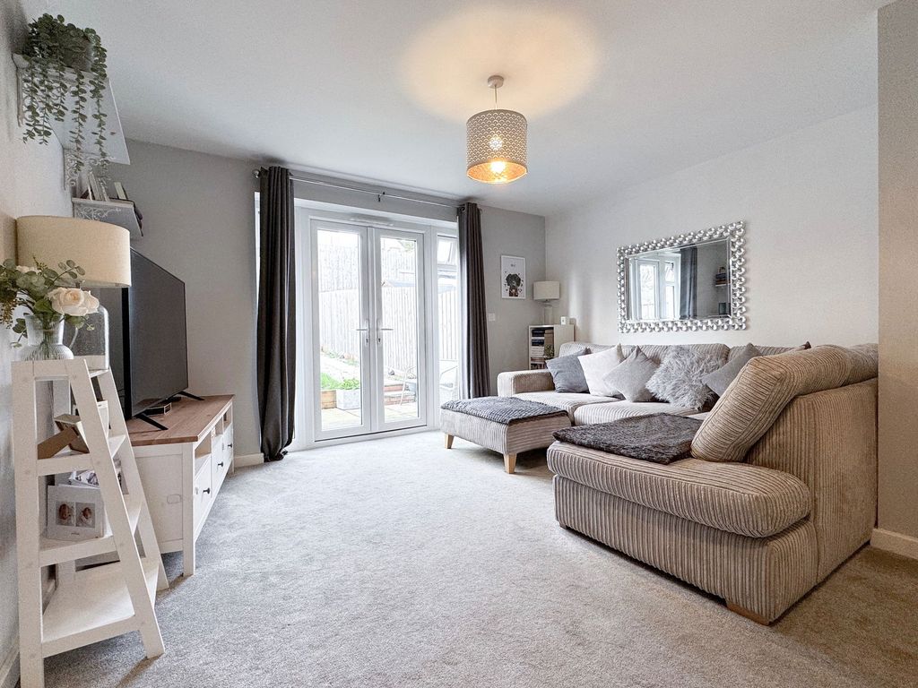 Property photo 3 of 24