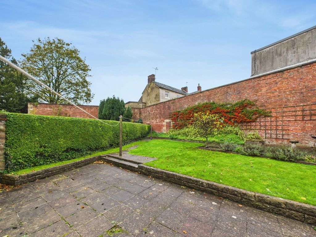 Property photo 2 of 21 Cam03066G0-Pr0025-Still016.Jpg