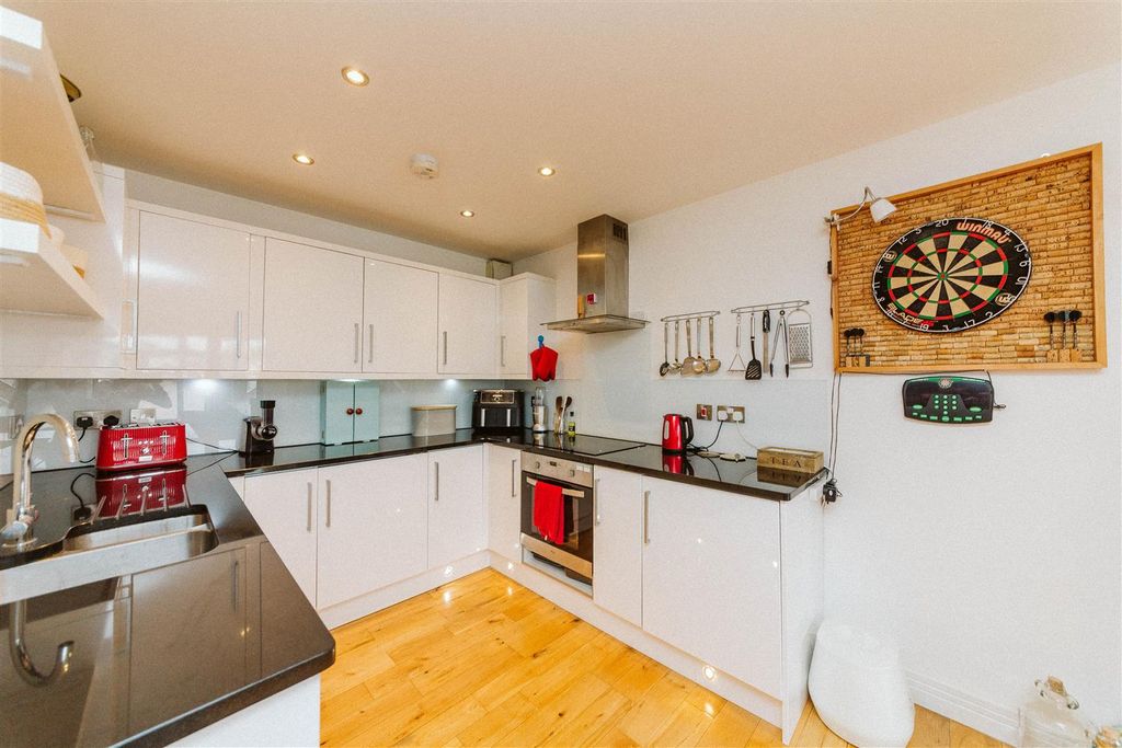 Property photo 3 of 13 Ks2B1461.Jpg
