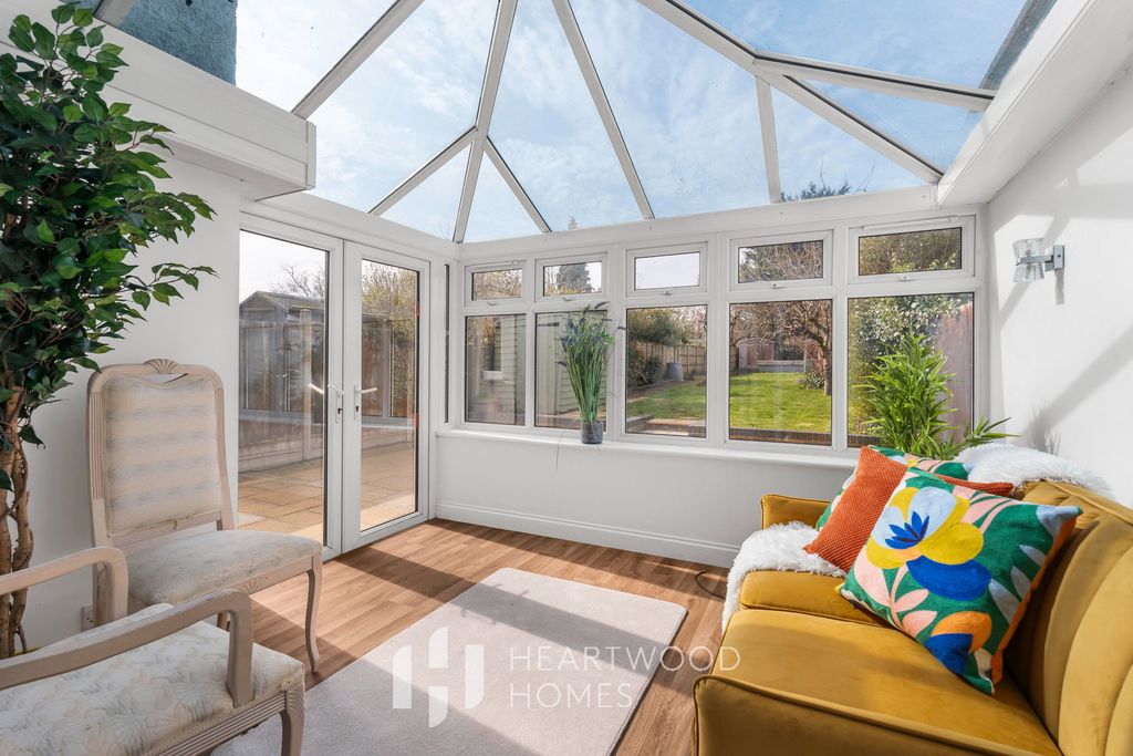 Property photo 3 of 20