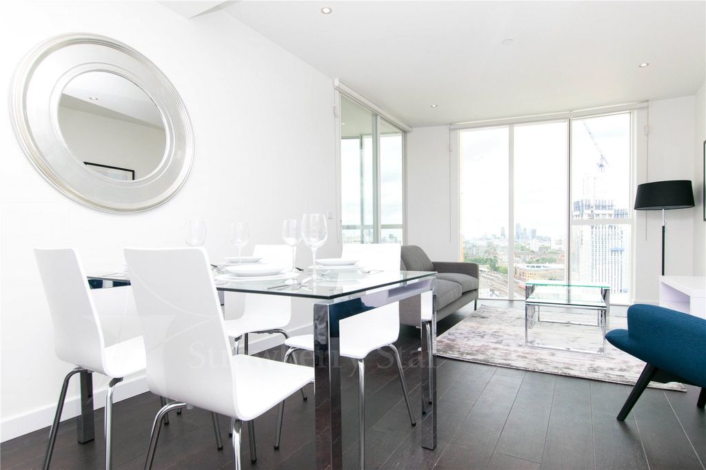 Property photo 2 of 8 Picture No. 15