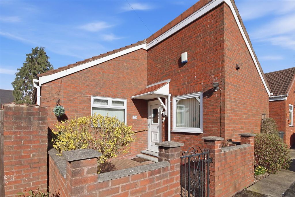 Property photo 1 of 15 Front