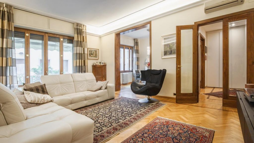 Property photo 1 of 35