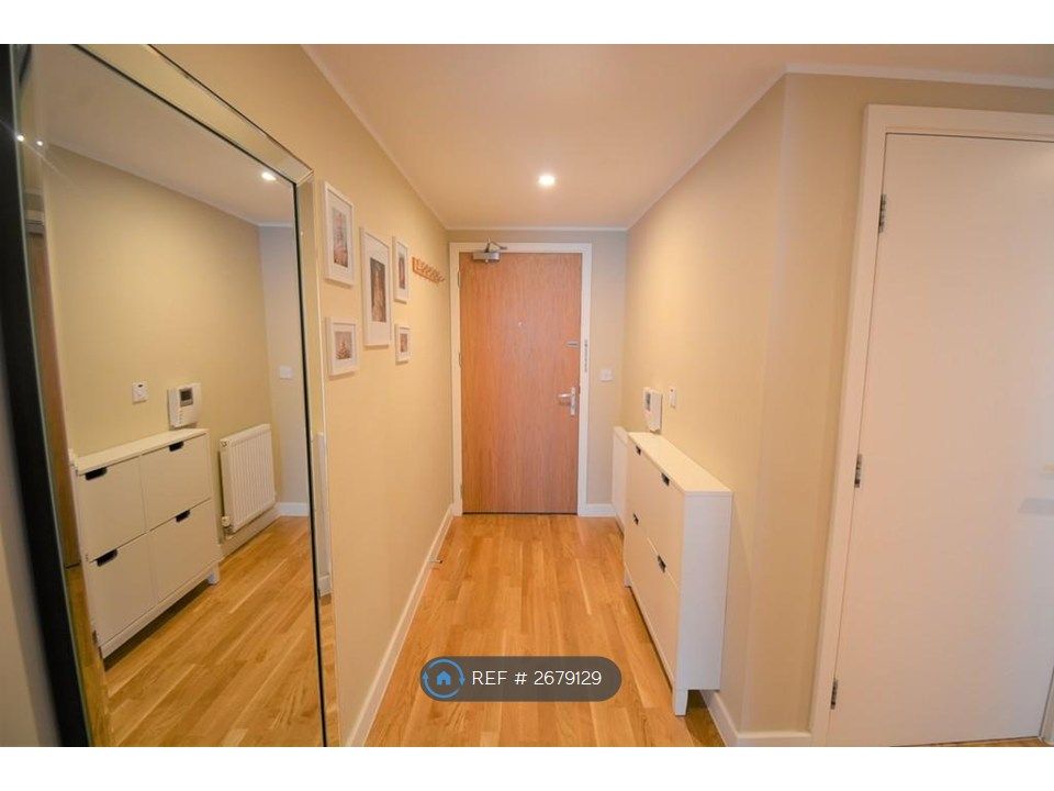 Property photo 1 of 9 Enternece